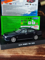 Alfa Romeo 166